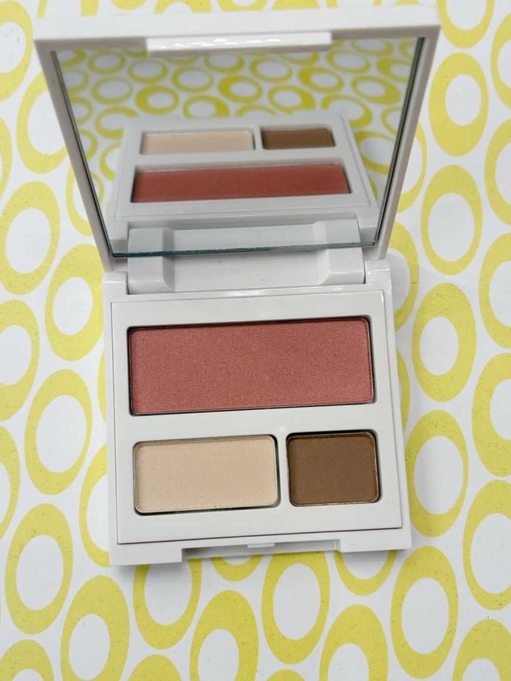 Clinique Eyeshadow & Blush Palette